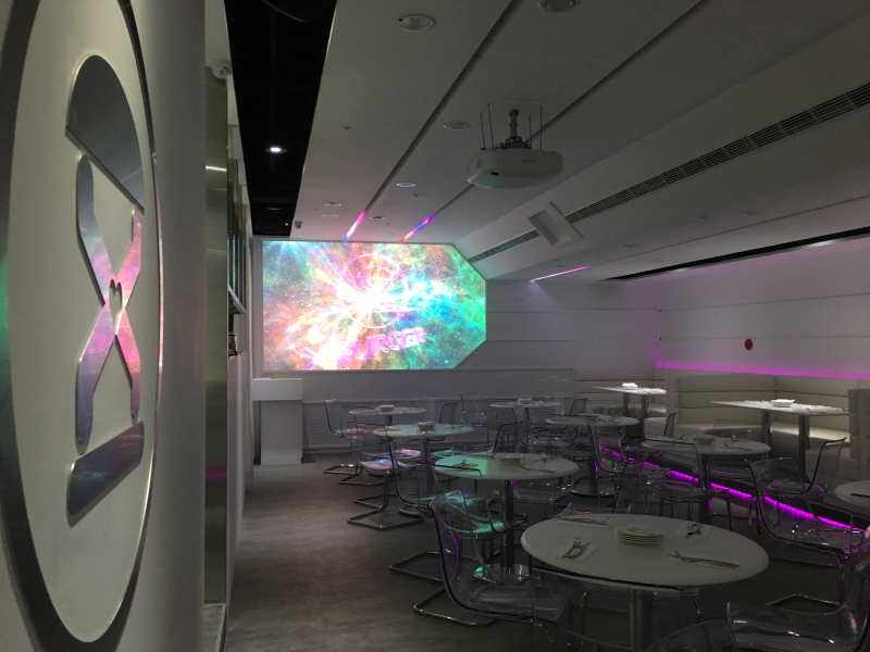 『XBUGER』/台中南屯/30坪潮流漢堡店